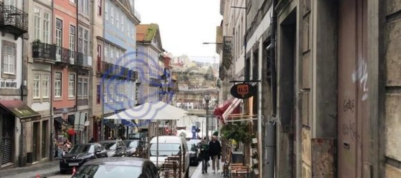 150m² Office in Porto, Portugal No. 47809 3