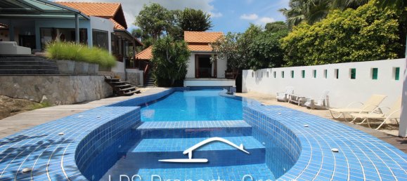 4 bedrooms Cafe / restaurant in Hua Hin, Thailand No. 6645 6