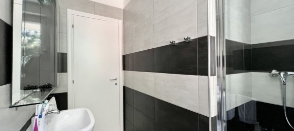 2-Zimmer Doppelhaus in Pianello del Lario, Italy, Nr. 92737 13