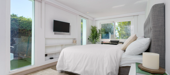 Casa de 5 dormitorios en Marbella, Spain No. 119300 14