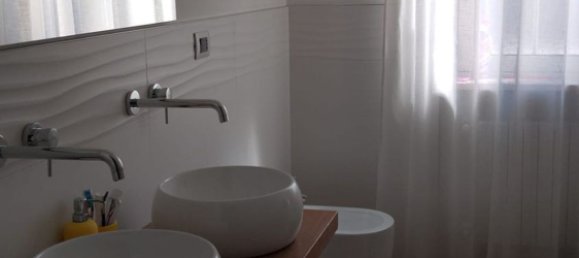 5 rooms Apartment in Spoltore, Italy No. 275908 12