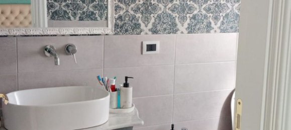 5 rooms Apartment in Spoltore, Italy No. 275908 11