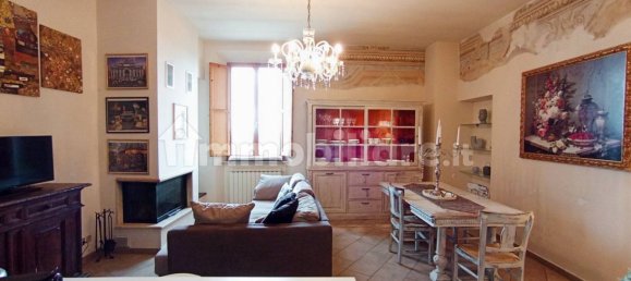 3 Schlafzimmer Wohnung in Sinalunga, Italy, Nr. 358745 7