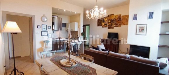 3 Schlafzimmer Wohnung in Sinalunga, Italy, Nr. 358745 4