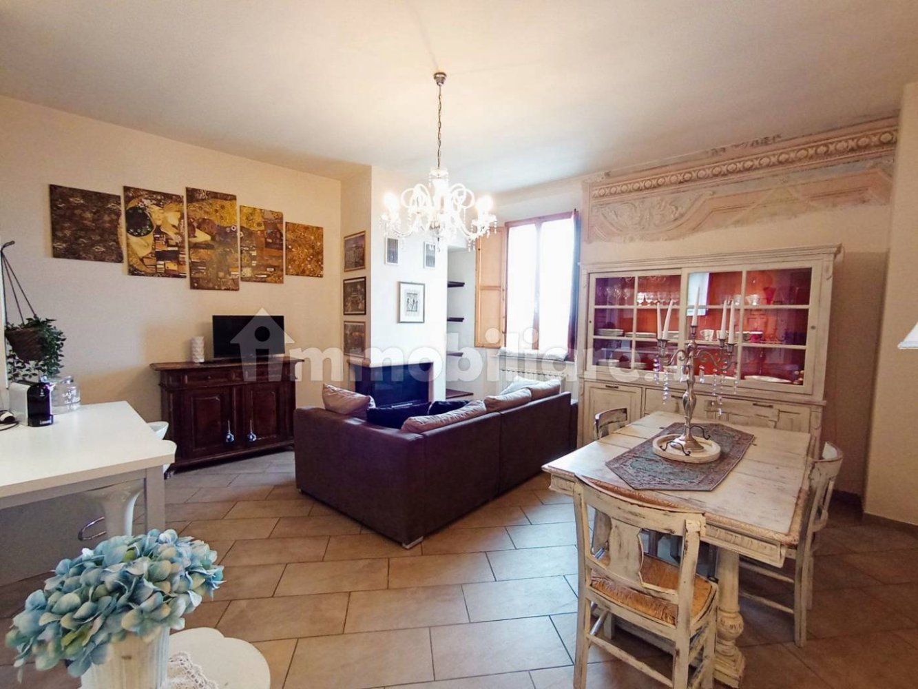 3 Schlafzimmer Wohnung in Sinalunga, Italy, Nr. 358745