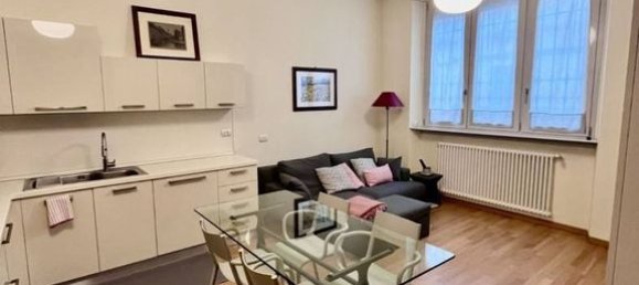 2 Schlafzimmer Wohnung in Milan, Italy, Nr. 244803 9