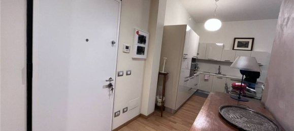 2 Schlafzimmer Wohnung in Milan, Italy, Nr. 244803 5