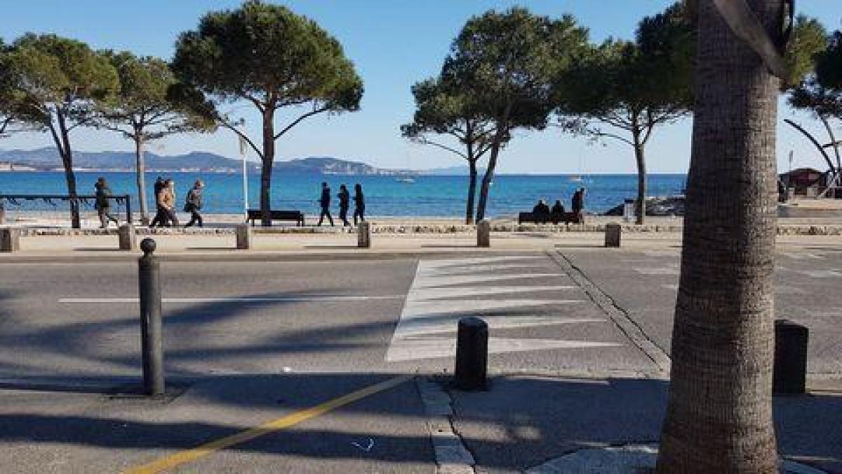 Fábrica en La Ciotat, France 77 m² No. 18837