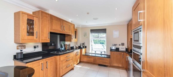 2 bedrooms Apartment in Hadley Wood, United Kingdom No. 6638 5