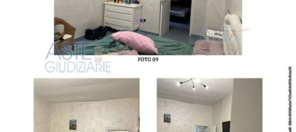 3 rooms Apartment in Naples, Italy No. 12904 6