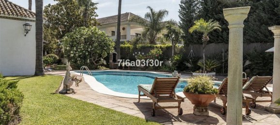 5 bedrooms House in Marbella, Spain No. 115011 12