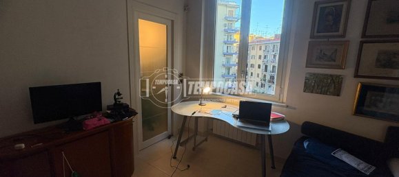 5 rooms Apartment in Naples, Italy No. 232291 6