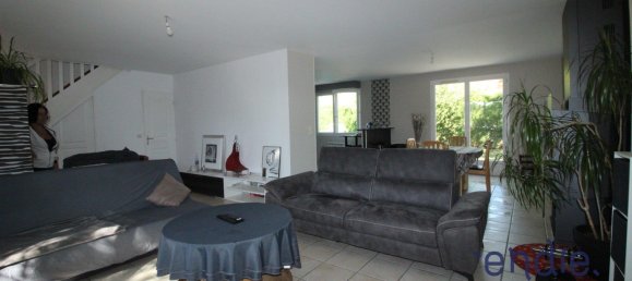4 bedrooms House in Saint-Florent-sur-Cher, France No. 361818 4
