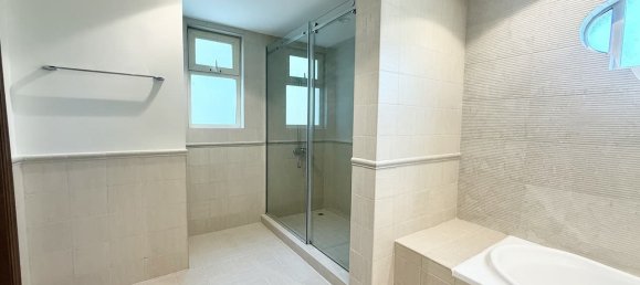 Villa de 4 dormitorios en Jumeirah Islands, UAE No. 120949 11