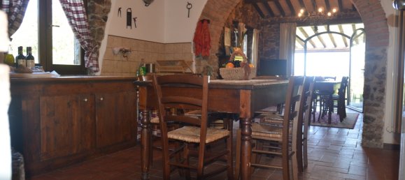 Вилла с 7 спальнями в Кьянни, Италия № 253536 4