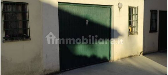 3 bedrooms Apartment in Mantua, Italy No. 341068 8