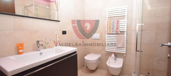 Apartamento de 4 divisões em Colle di Val d'Elsa, Italy N.º 49564 27