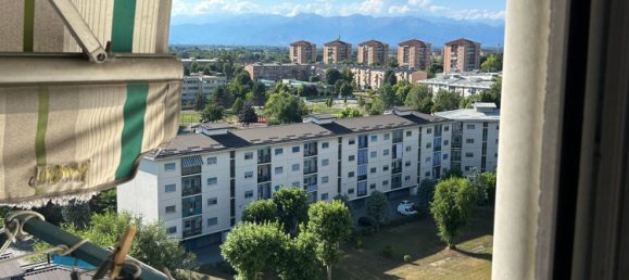 5 rooms Apartment in Turin, Italy No. 291958 2