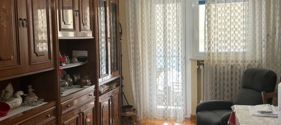5 rooms Apartment in Turin, Italy No. 291958 4