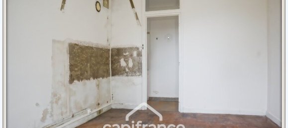 Casa de 3 dormitorios en Puy-de-Dome, France No. 355830 3