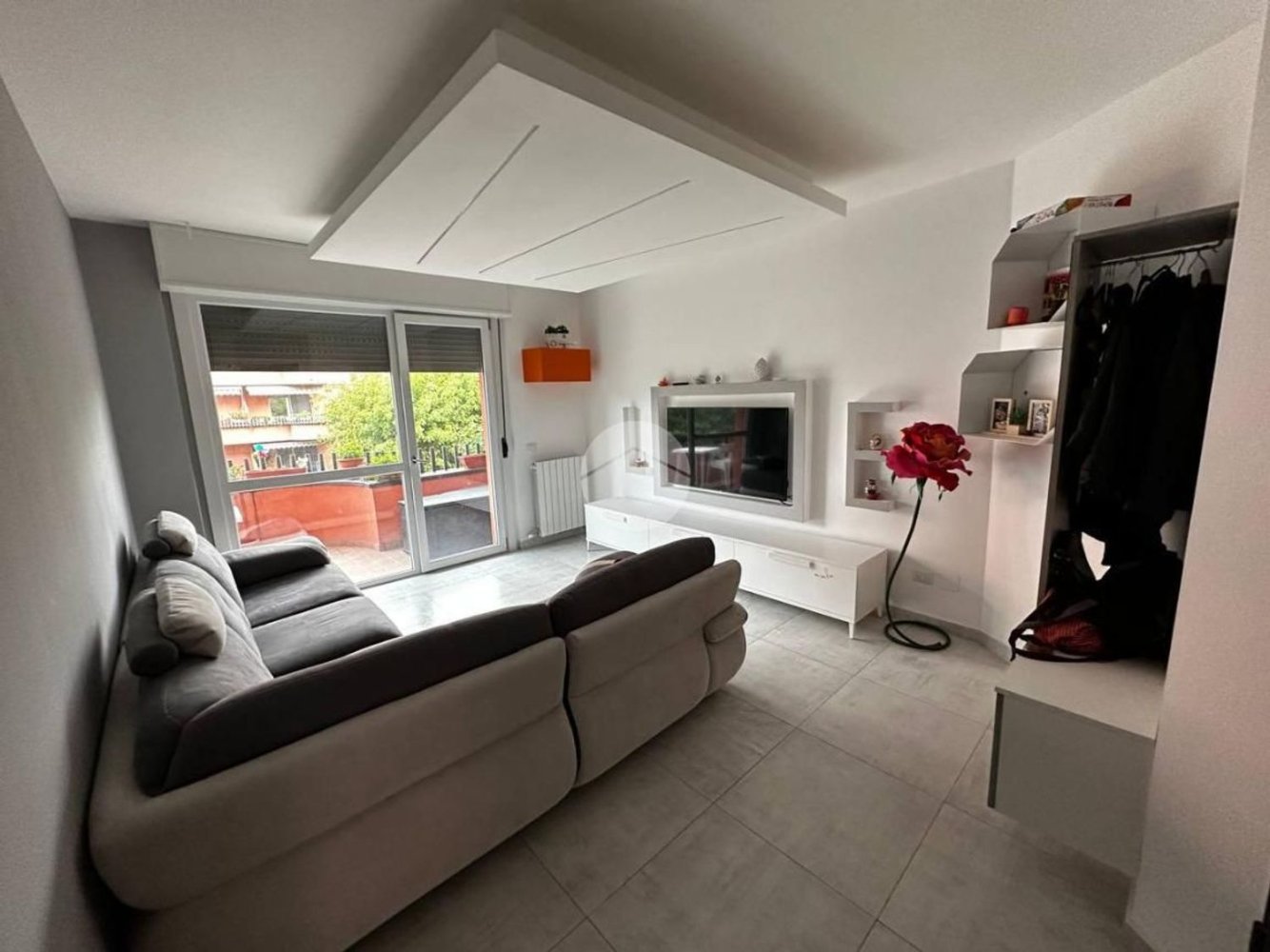 4-salle Appartement à Bussero, Italy No. 339056