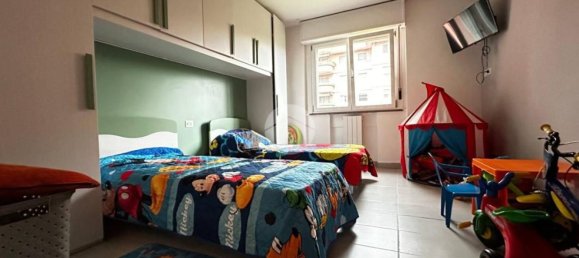 4-salle Appartement à Bussero, Italy No. 339056 23