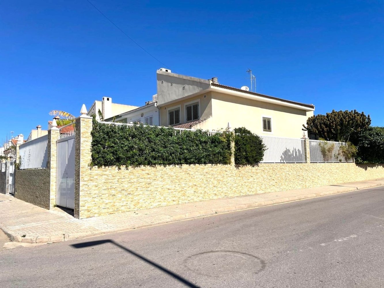 4 Schlafzimmer Haus in Los Alcazares, Spain, Nr. 149576
