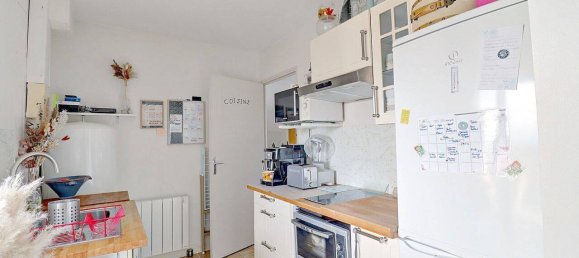 Studio in Ecquevilly, France No. 125913 7