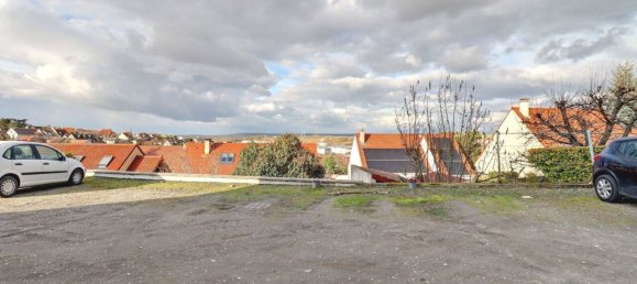 Studio in Ecquevilly, France No. 125913 11