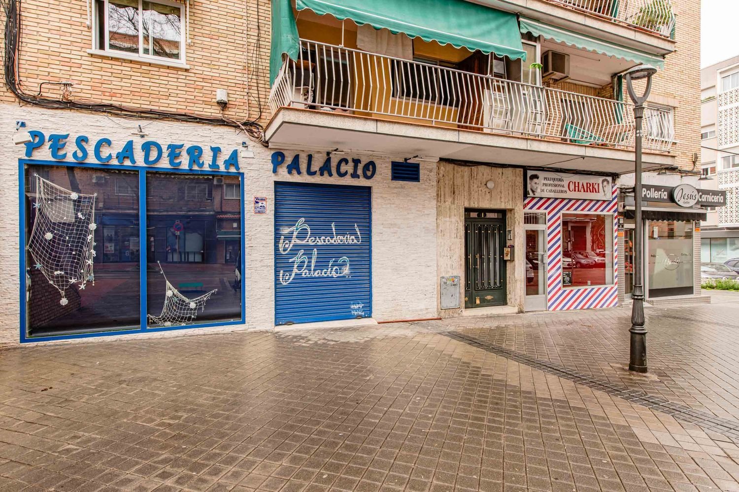 Propriété commerciale à Mostoles, Spain 376m² No. 89240