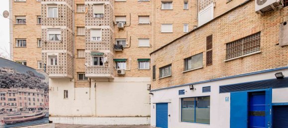 Propriété commerciale à Mostoles, Spain 376m² No. 89240 19