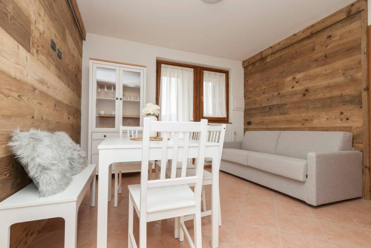 Квартира с 3 комнатами в Серина, Италия № 37243