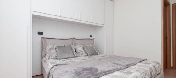 Квартира с 3 комнатами в Серина, Италия № 37243 8