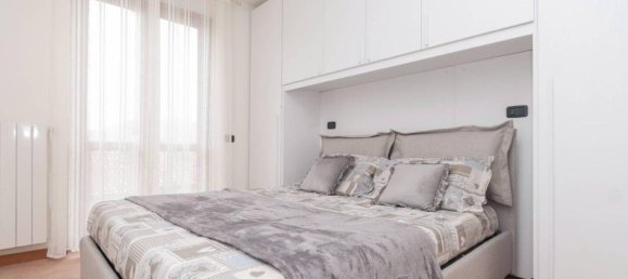 Квартира с 3 комнатами в Серина, Италия № 37243 6