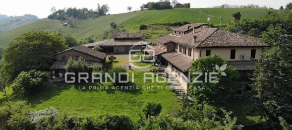 5 rooms Building in Fidenza, Italy No. 309192 5