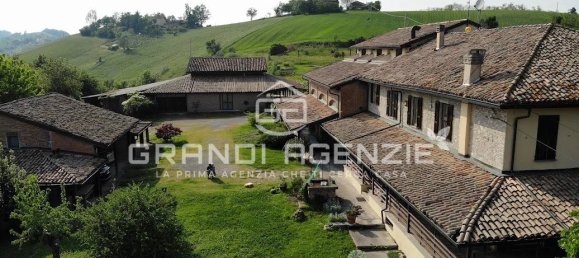 5 rooms Building in Fidenza, Italy No. 309192 6