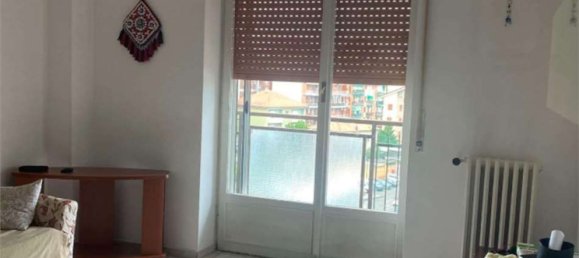 5غرفة شقة في Baranzate, Italy رقم 99989 5