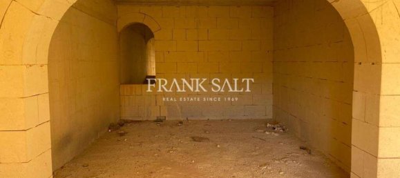 3 bedrooms Apartment in Marsalforn, Malta No. 973 4