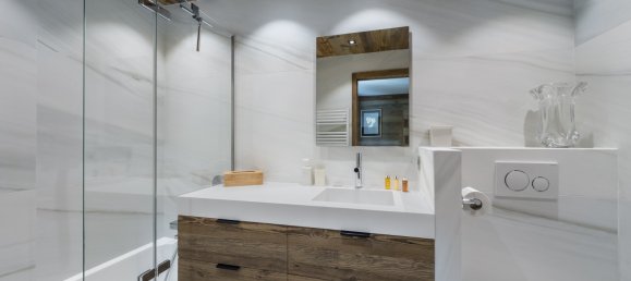 3 bedrooms Apartment in Courchevel, France No. 165 9