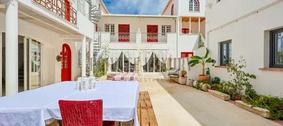 10 bedrooms House in Costa da Caparica, Portugal No. 117937 2