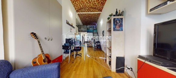 2 rooms Duplex in Turin, Italy No. 300373 4