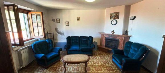 Casa de 5 habitaciónes en Fivizzano, Italy No. 281417 11