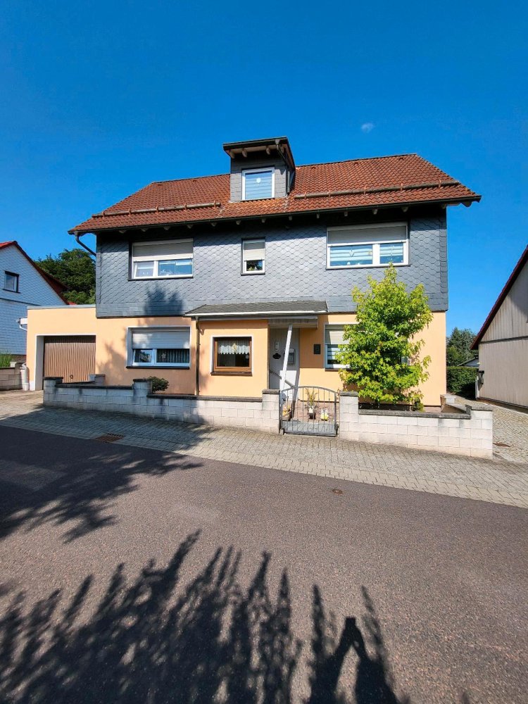 8-salle Maison à Wartburgkreis, Germany No. 259723