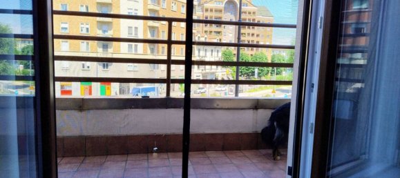 1 bedroom Apartment in Milan, Italy No. 303047 18