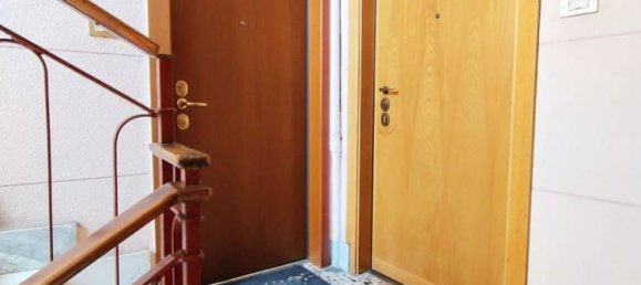 1 bedroom Apartment in Milan, Italy No. 303047 24