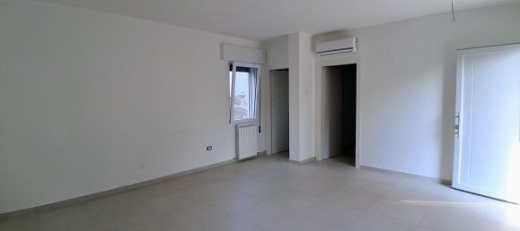 3-Zimmer Haus in Porto Viro, Italy, Nr. 304321 7