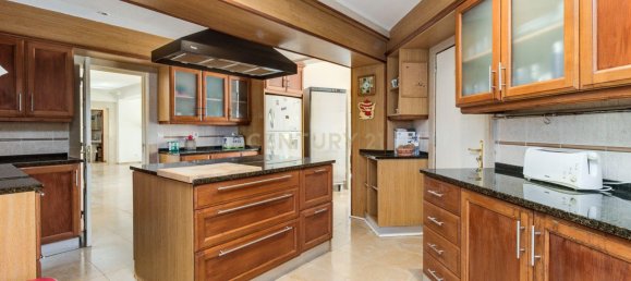 6 bedrooms Villa in Sintra, Portugal No. 131969 23