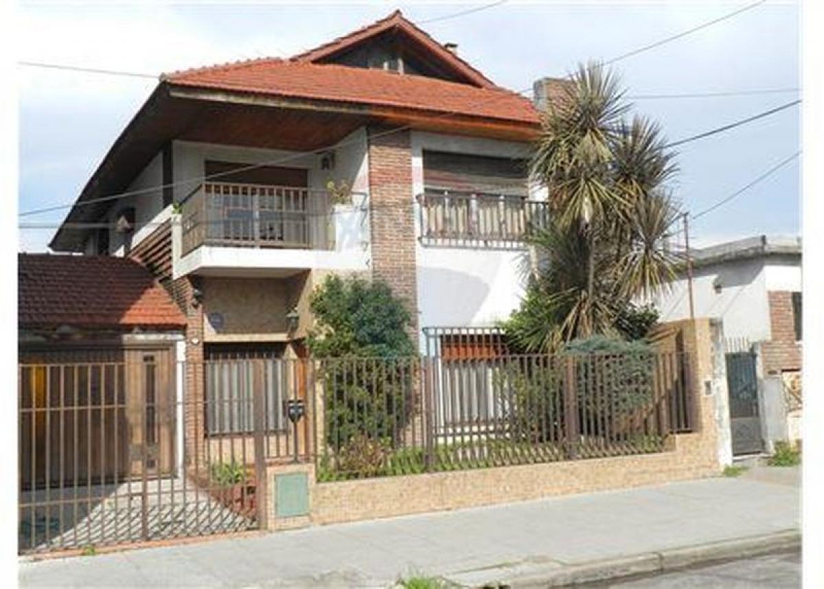 4 bedrooms House in Bermudez, Argentina No. 64387