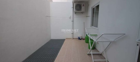 2 bedrooms Maisonette in Zebbug, Malta No. 9543 16