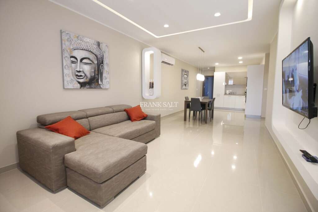 2 bedrooms Maisonette in Zebbug, Malta No. 9543